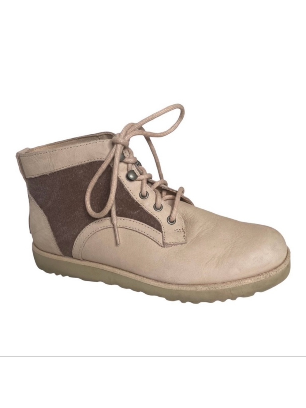 UGG Bethany Boots. Size 8 1/2